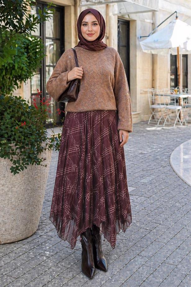 Hijab clothing PLUM ASYMMETRIC CUT PLAID SKIRT T 8401 - TRENDTESETTÜR