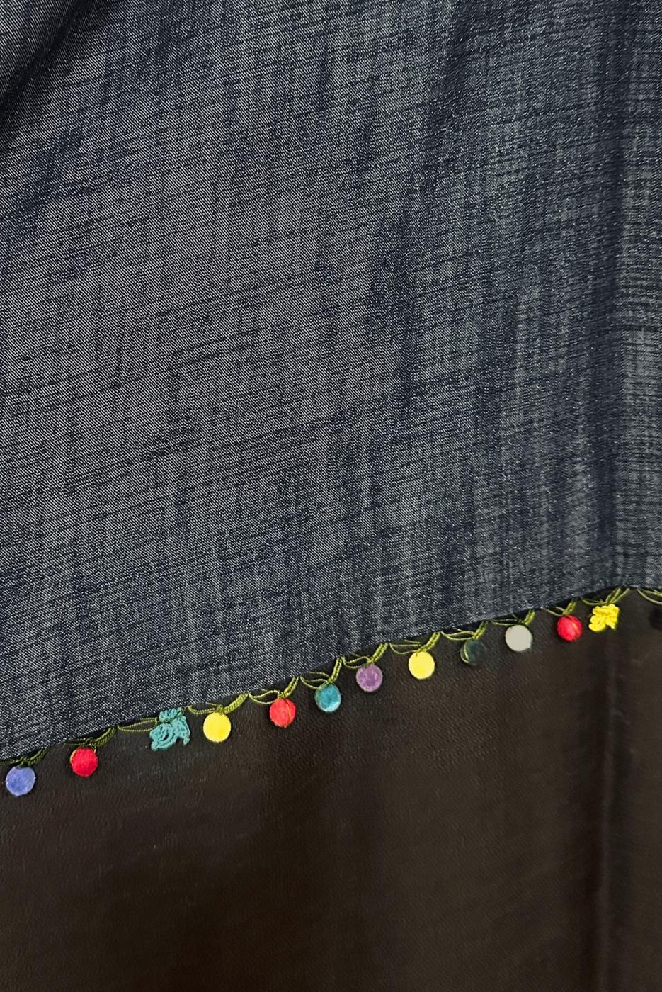 Vêtements hijab NOIR ABAYA DÉTAILLÉE AVEC POMPON T 10114