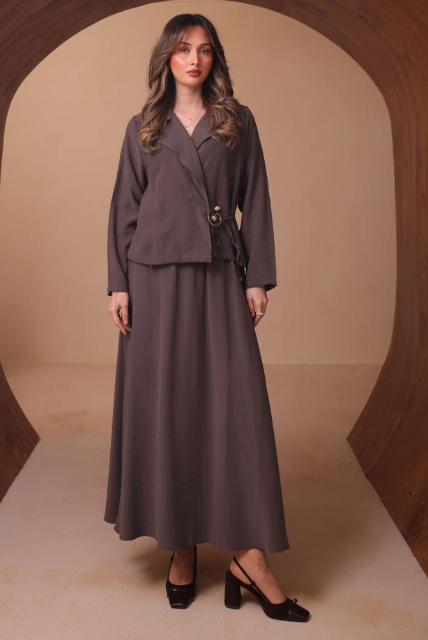 Tesettür giyim KAHVE DİYAGONEL KUMAŞ ETEKLİ TAKIM T 1562 - TRENDTESETTÜR