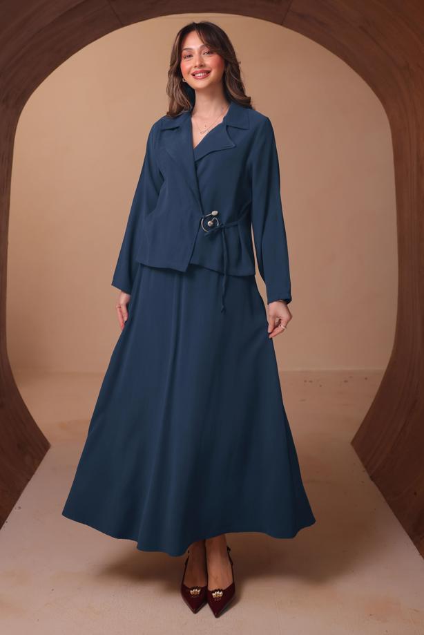 Tesettür giyim LACİVERT DİYAGONEL KUMAŞ ETEKLİ TAKIM T 1562 - TRENDTESETTÜR