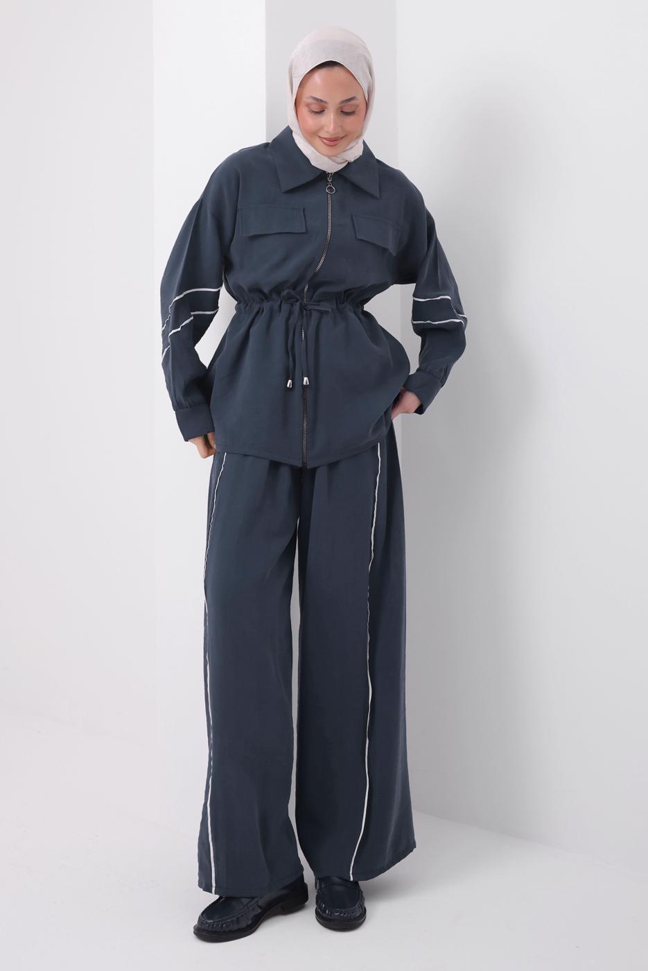 Tesettür giyim GRİ ŞERİTLİ DİYAGONEL TAKIM T 4127