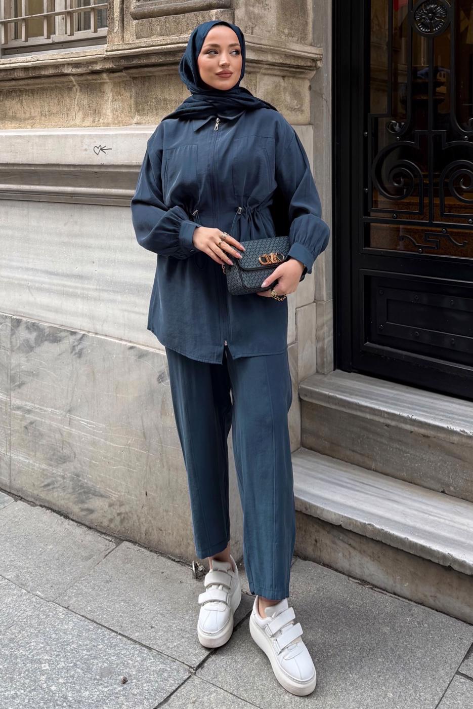 Vêtements hijab BLEU MARINE ENSEMBLE PANTALON TAILLE SMOCKÉE T 5522