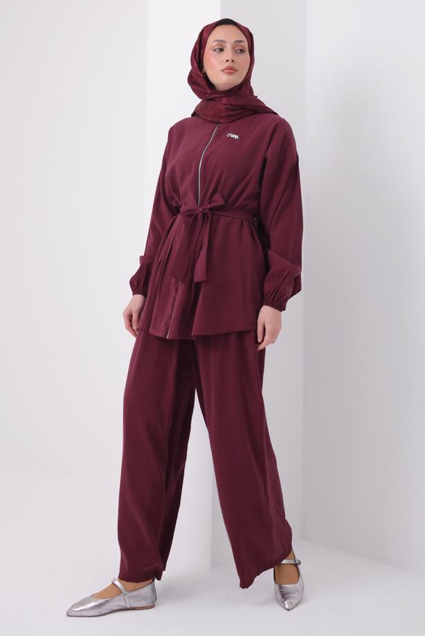 Tesettür giyim BORDO PANTOLONLU KUŞAKLI TAKIM T 6917 - TRENDTESETTÜR