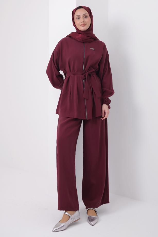 Tesettür giyim BORDO PANTOLONLU KUŞAKLI TAKIM T 6917 - TRENDTESETTÜR