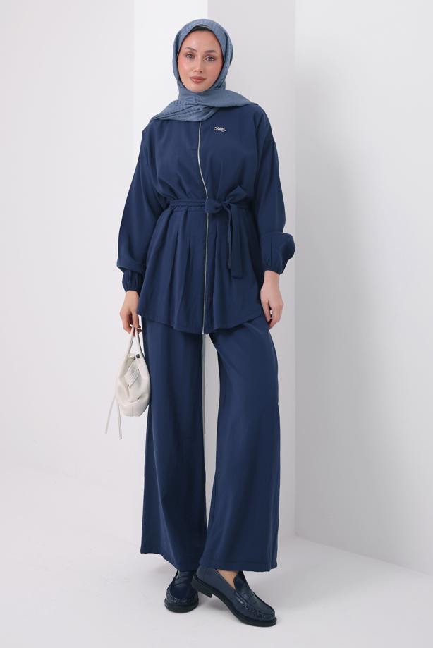 Tesettür giyim LACİVERT PANTOLONLU KUŞAKLI TAKIM T 6917 - TRENDTESETTÜR