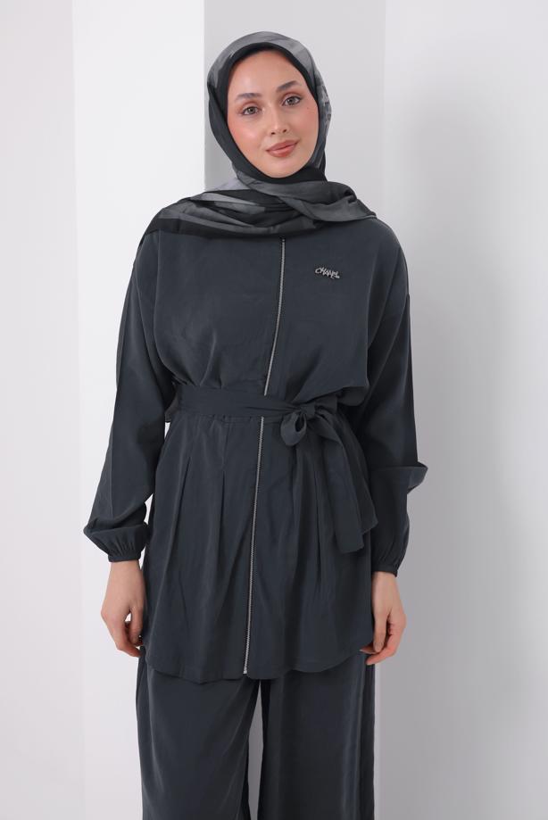 Tesettür giyim GRİ PANTOLONLU KUŞAKLI TAKIM T 6917 - TRENDTESETTÜR