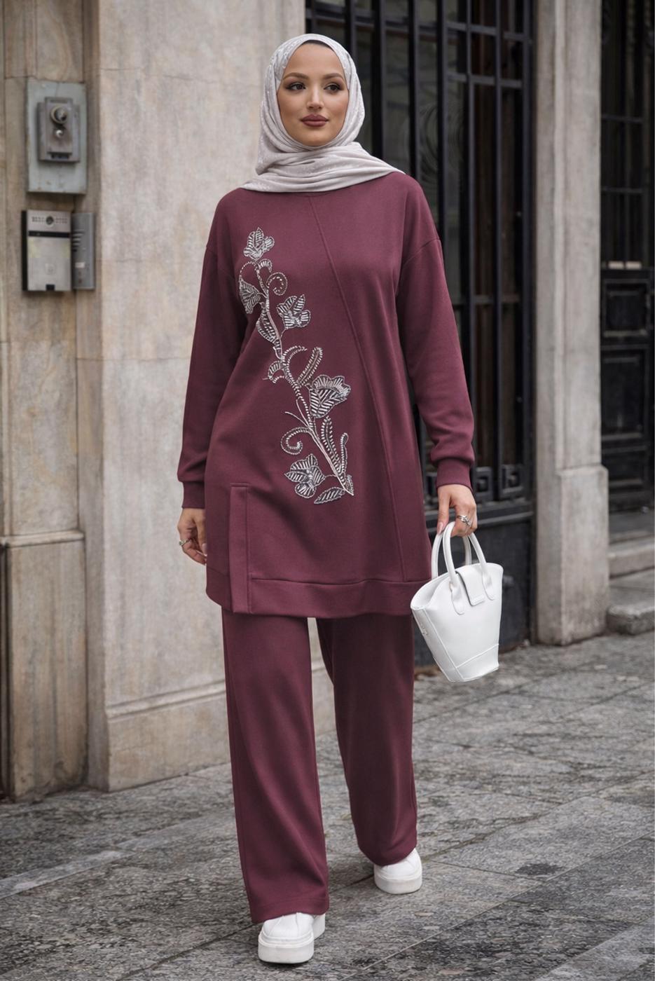 Vêtements hijab ROUGE BORDEAUX ENSEMBLE PANTALON BRODÉ DE PERLES T 7722