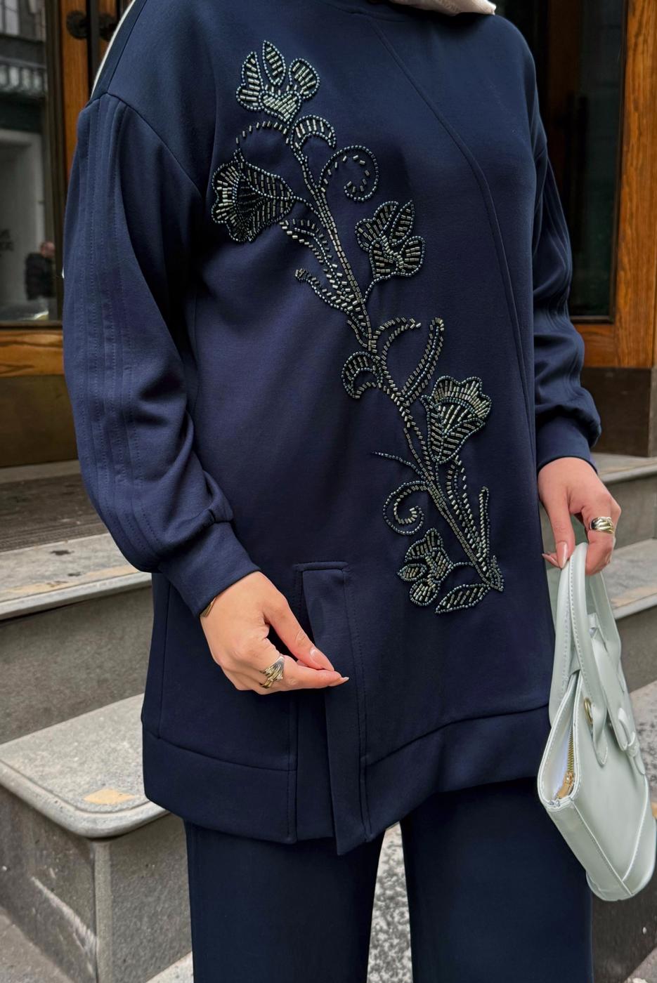 Vêtements hijab BLEU MARINE ENSEMBLE PANTALON BRODÉ DE PERLES T 7722