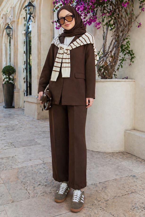 Tesettür giyim KAHVE KRUVAZE YAKA PANTOLONLU TAKIM T 7726 - TRENDTESETTÜR
