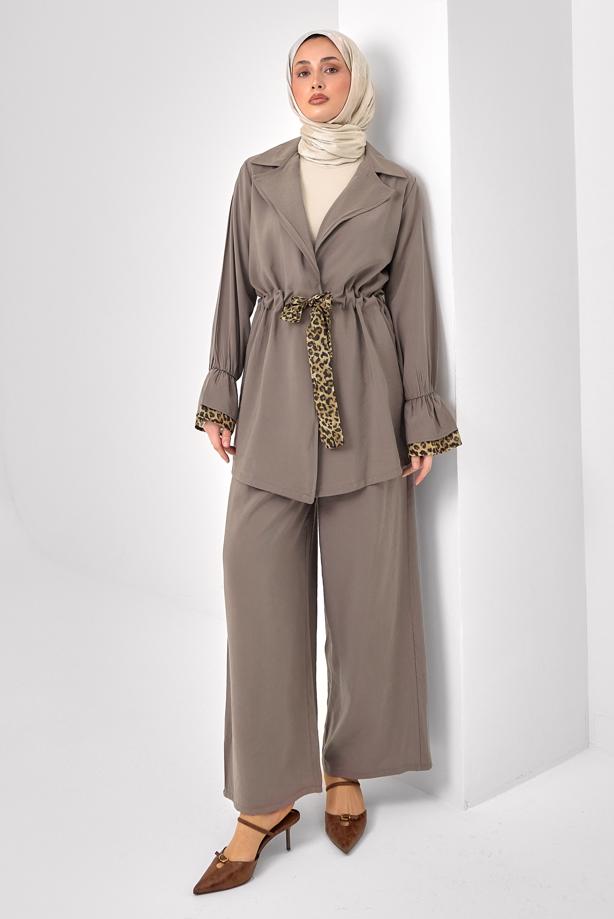 Tesettür giyim VİZON PANTOLONLU LEOPAR DETAYLI TAKIM T 9262 - TRENDTESETTÜR