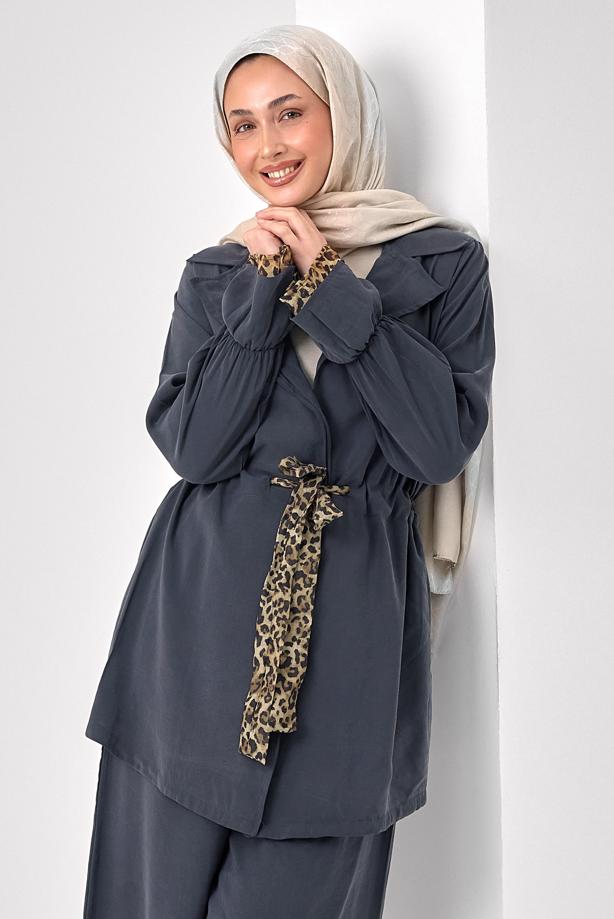 Tesettür giyim GRİ PANTOLONLU LEOPAR DETAYLI TAKIM T 9262 - TRENDTESETTÜR