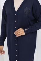 Tesettür giyim LACİVERT V YAKA TRİKO HIRKA T 0623-1