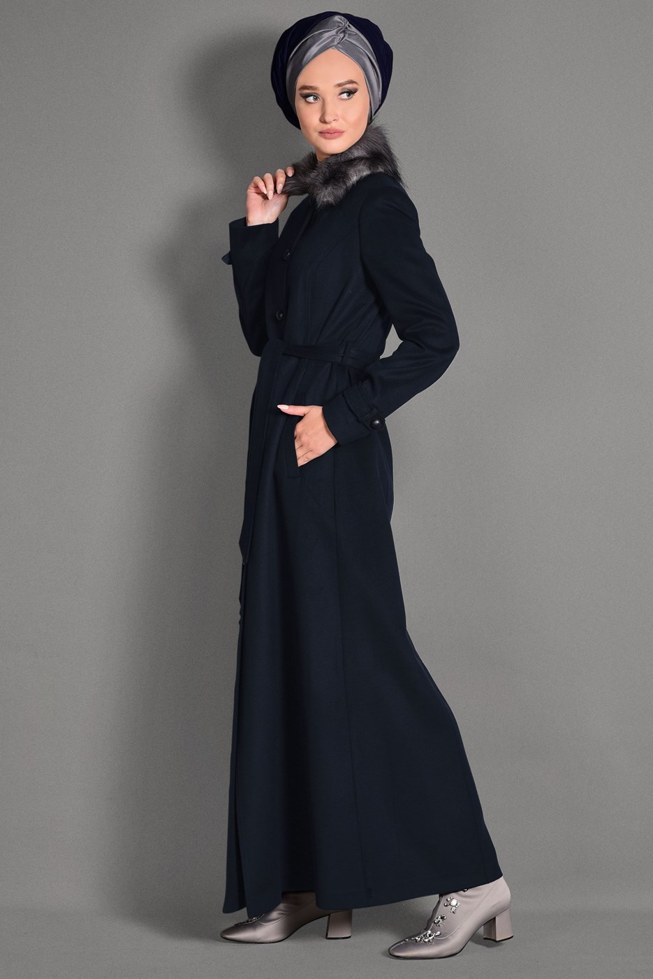 Hijab clothing NAVY BLUE BUTTONED FAUX-FUR COLLAR COAT 9749 