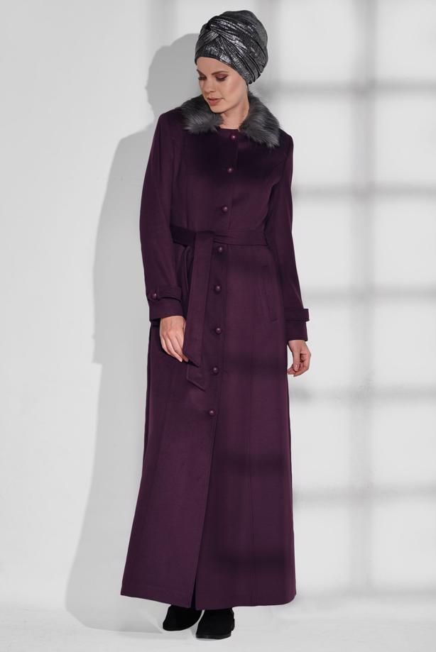 Tesettür giyim MOR DÜĞMELİ KÜRKLÜ MANTO 9749 - TRENDTESETTÜR