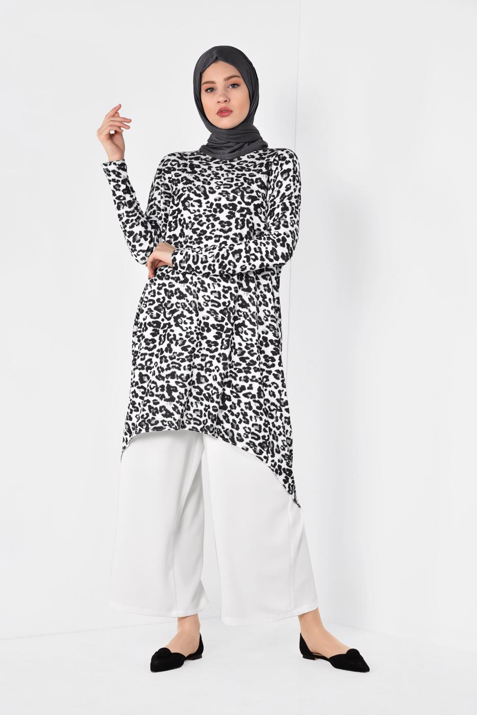 Hijab clothing BLACK ALVİNA ASYMMETRIC CUT LEOPARD PATTERN TUNIC 4918 