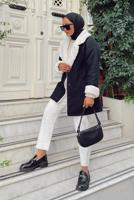 Tesettür giyim SİYAH KÜRK DETAYLI DÜĞMELİ KABAN 4011  