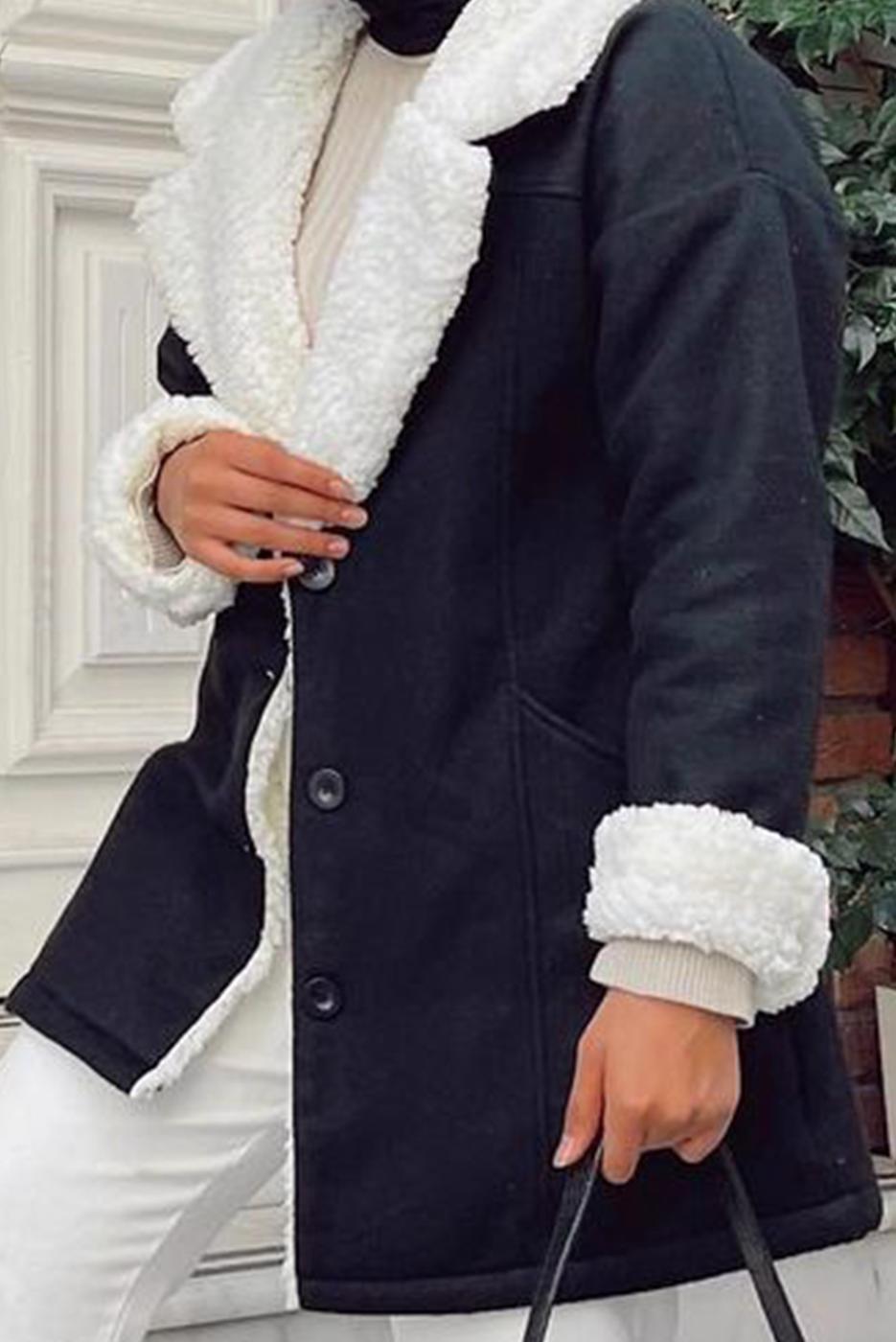 Tesettür giyim SİYAH KÜRK DETAYLI DÜĞMELİ KABAN 4011  