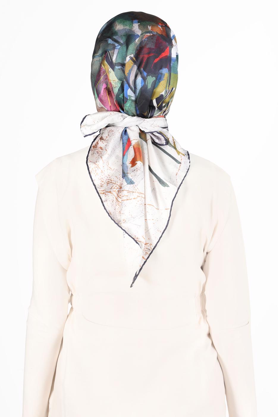 Tesettür giyim LACİVERT ALVİNA DİJİTAL SURA EŞARP 8118 