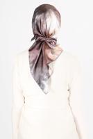 Tesettür giyim GRİ ALVİNA DİJİTAL SURA EŞARP T 8122