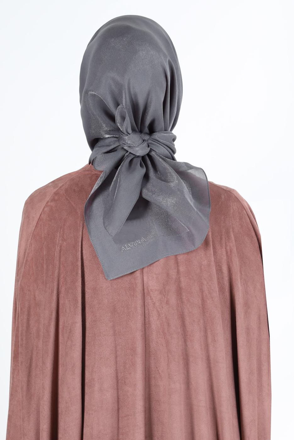 Tesettür giyim GRİ ALVİNA PARILTI BANTLI ŞAL T 8126