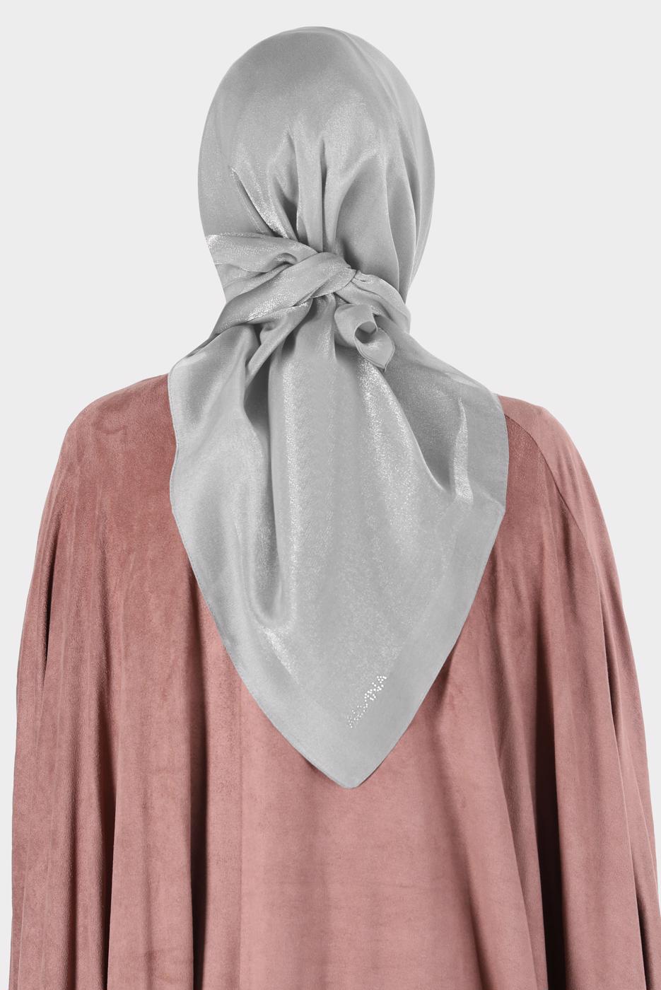 Tesettür giyim BEJ ALVİNA PARILTI BANTLI ŞAL T 8126