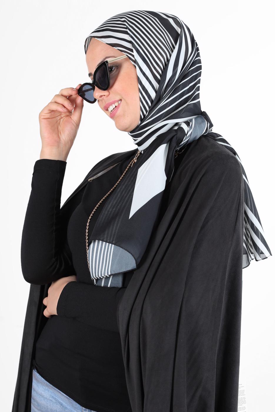 Tesettür giyim SİYAH ALVİNA ŞİFON BASKILI ŞAL 8128 